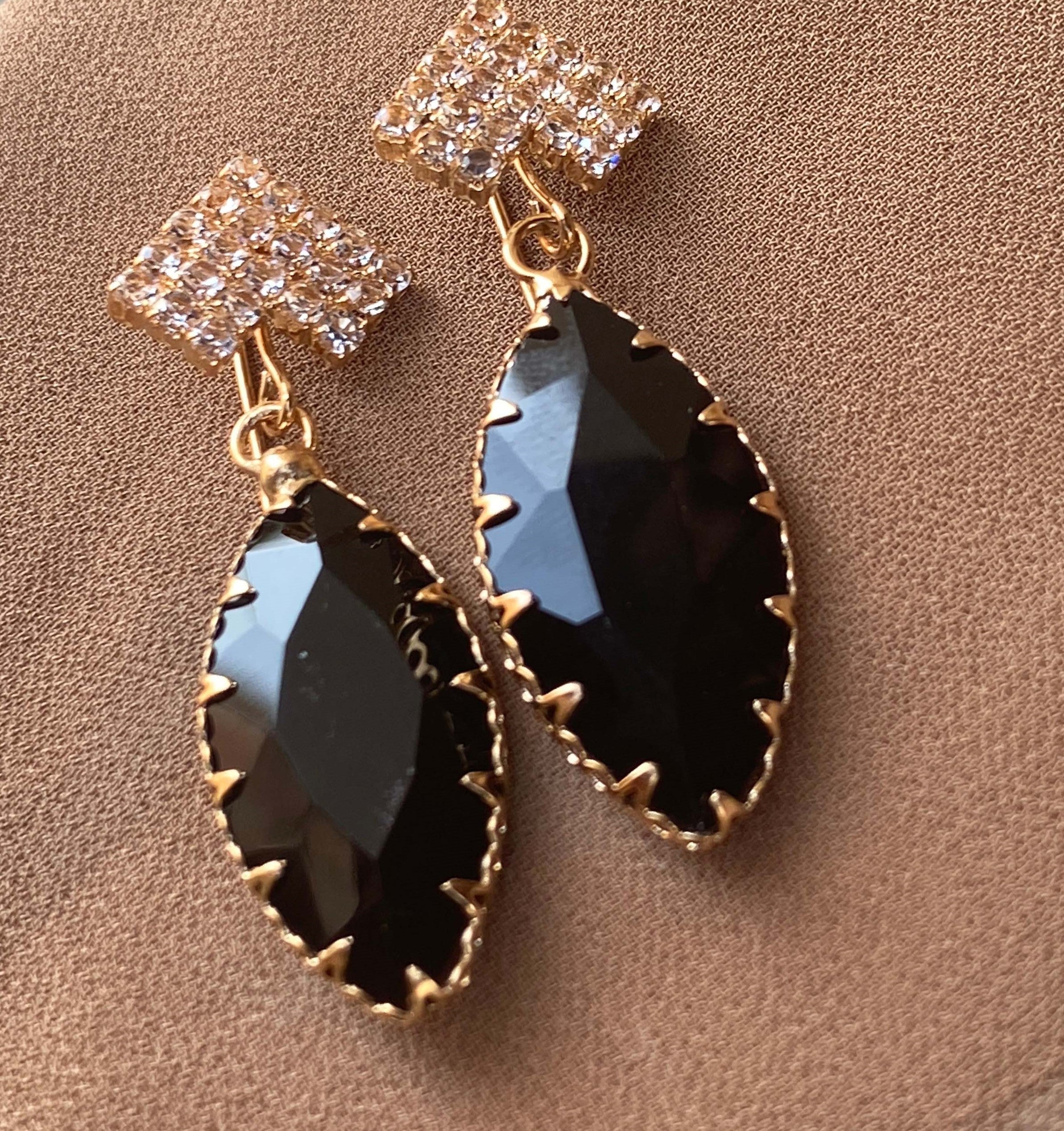 Noir Luxe Drop Earrings