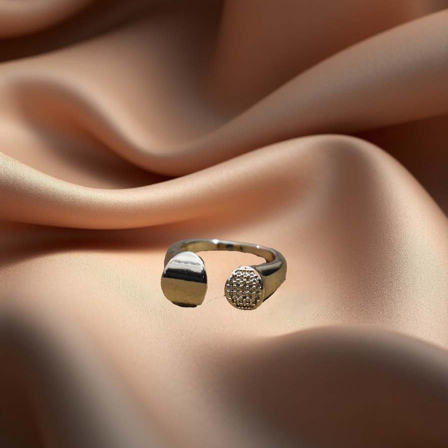 Modern Chic Two-Tone Ring